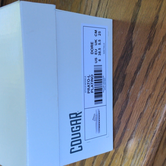 Sandals - Picture 3 of 3